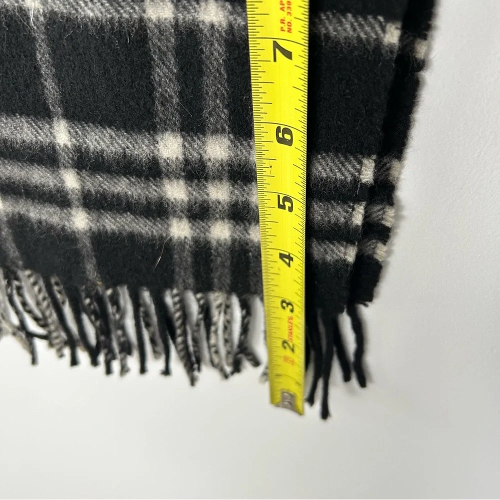 Burberry Check 100% Cashmere Scarf‎ - Picture 6 of 8